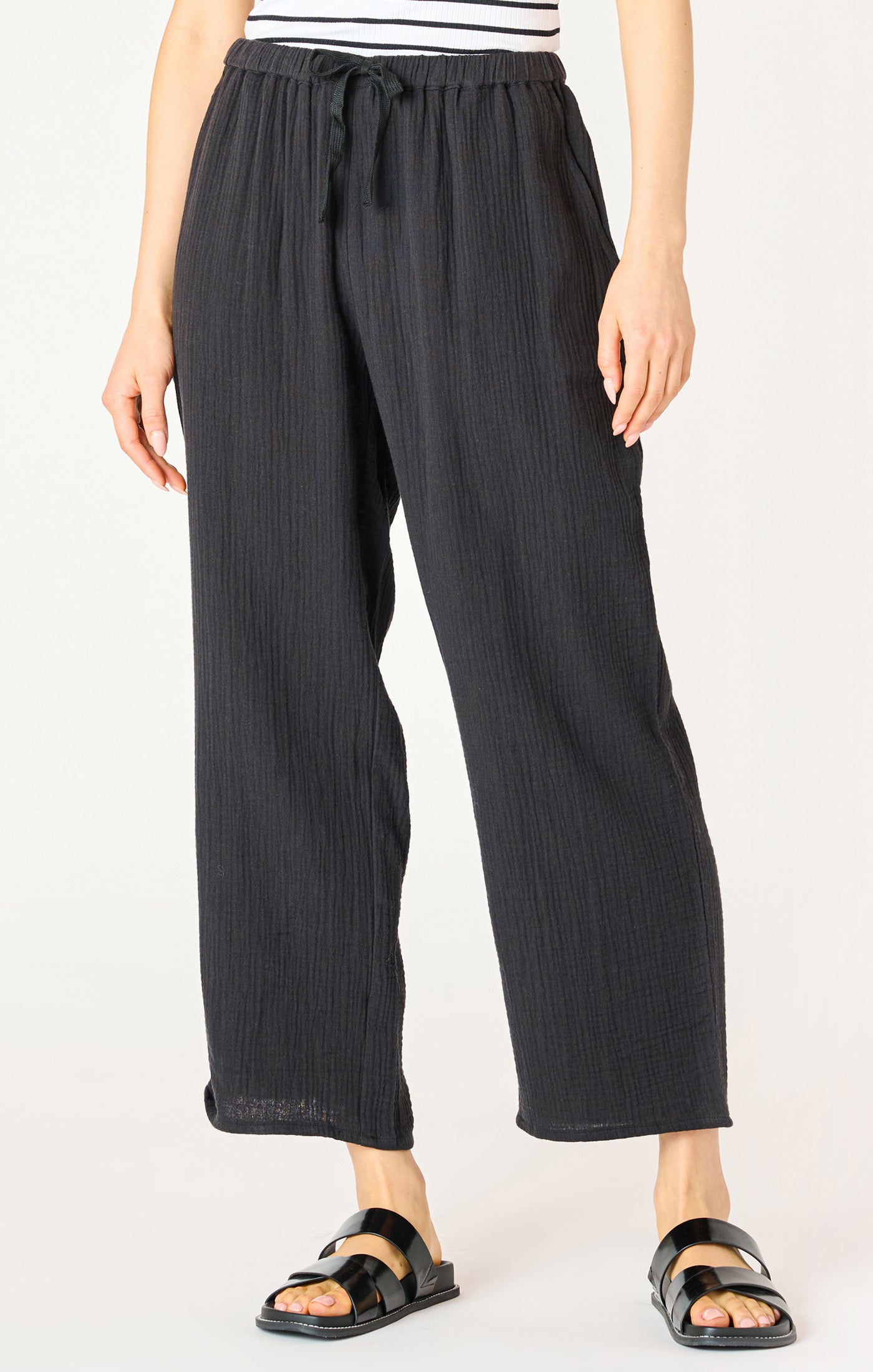 Dex Pull On Textured Pant